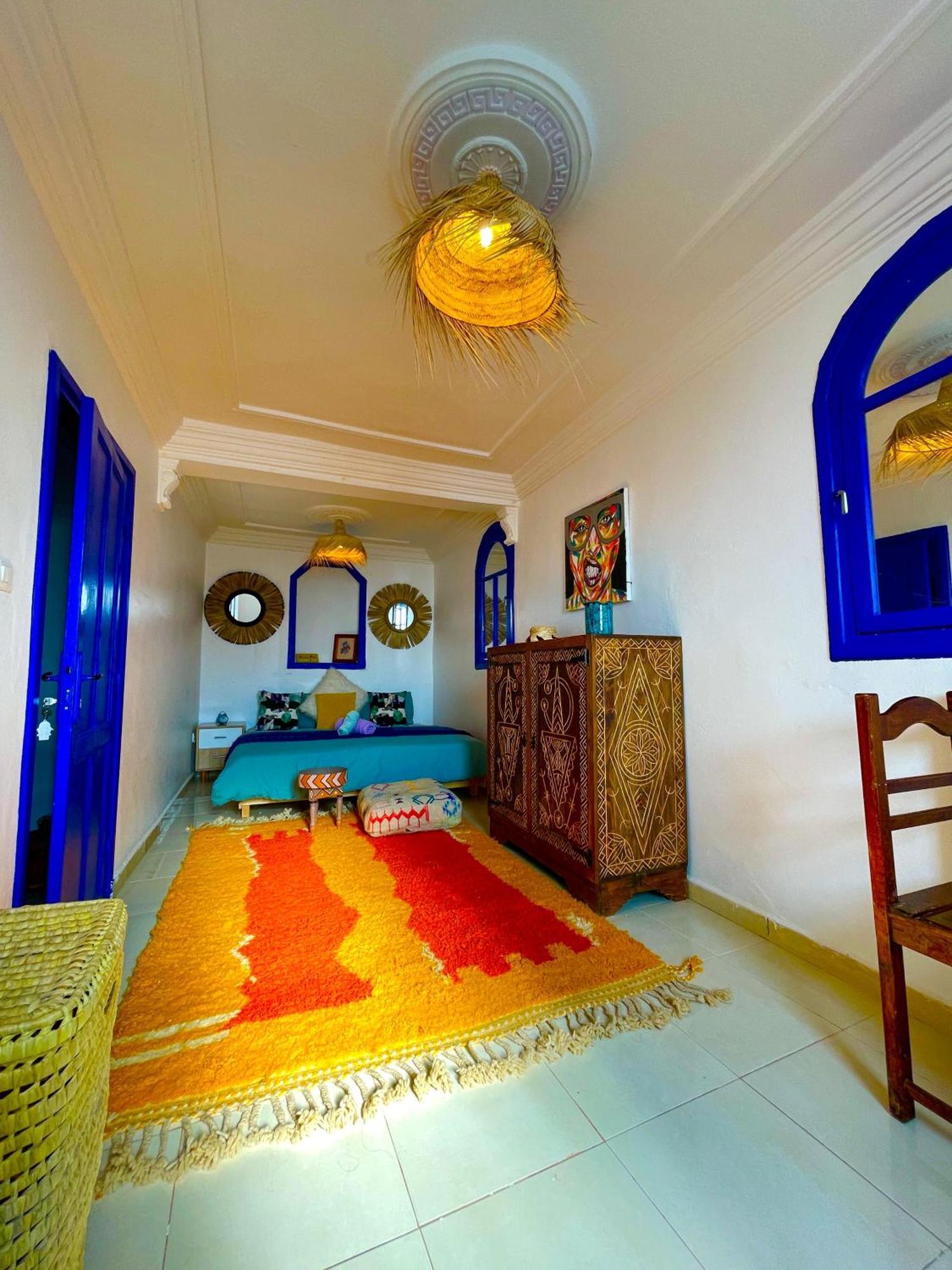 Surf & Salsa Ocean House Bed & Breakfast Tamraght ภายนอก รูปภาพ